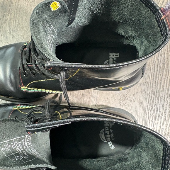 DR. MARTENS 1460 Pride 8-Eye Boot - Picture 5 of 9